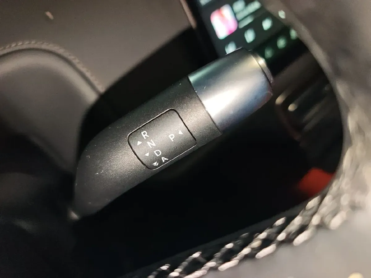 2024 Li L9 Range Extended 154HP REEV 52.3KWH,autocango,china used car exporter,china ev exporter,chinese used car exporter,chinese used ev exporter