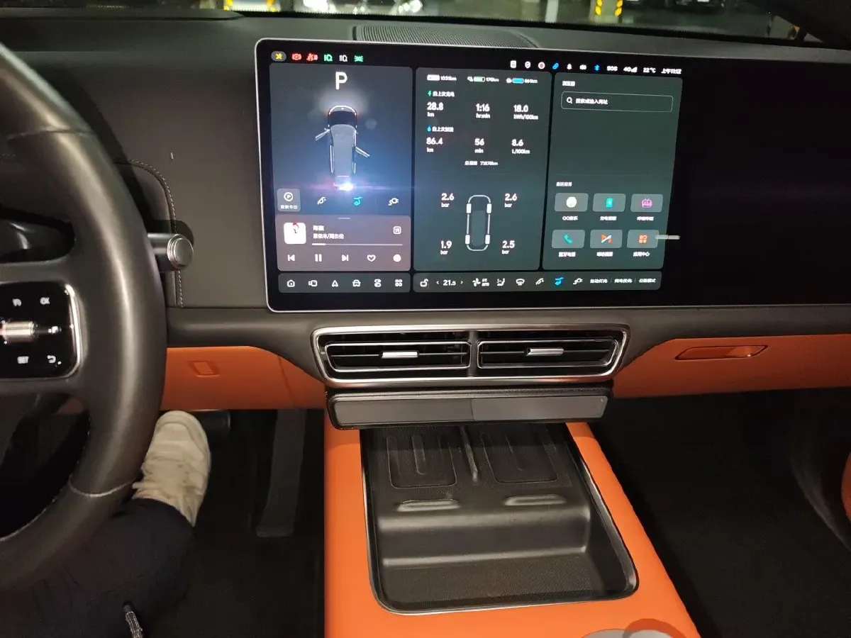 2024 Li L9 Range Extended 154HP REEV 52.3KWH,autocango,china used car exporter,china ev exporter,chinese used car exporter,chinese used ev exporter
