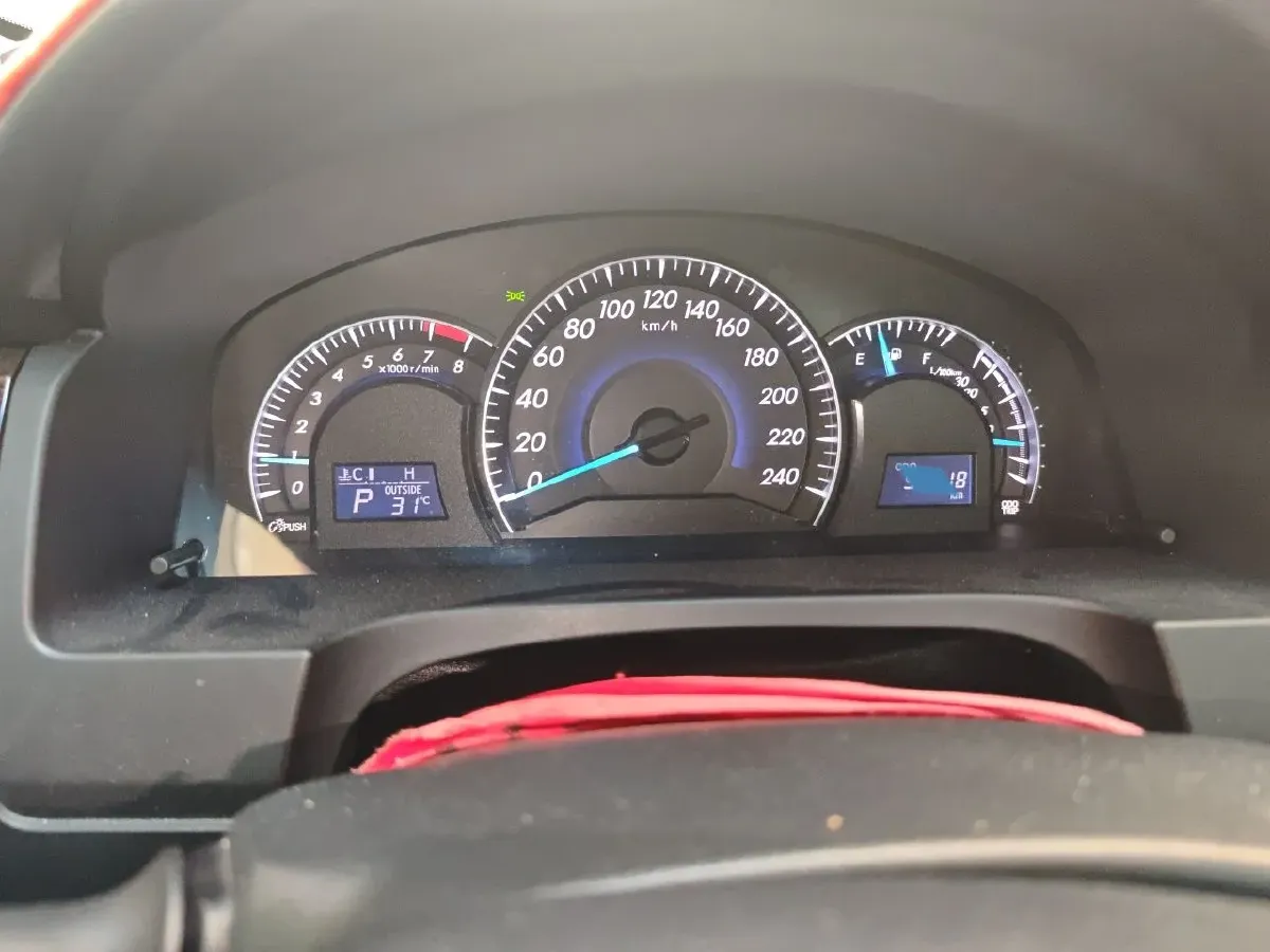 2016 Toyota Camry 2.0L 167HP L4 6AT,autocango,china used car exporter,china ev exporter,chinese used car exporter,chinese used ev exporter