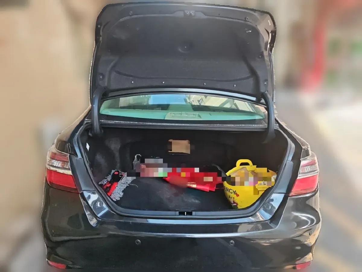2016 Toyota Camry 2.0L 167HP L4 6AT,autocango,china used car exporter,china ev exporter,chinese used car exporter,chinese used ev exporter