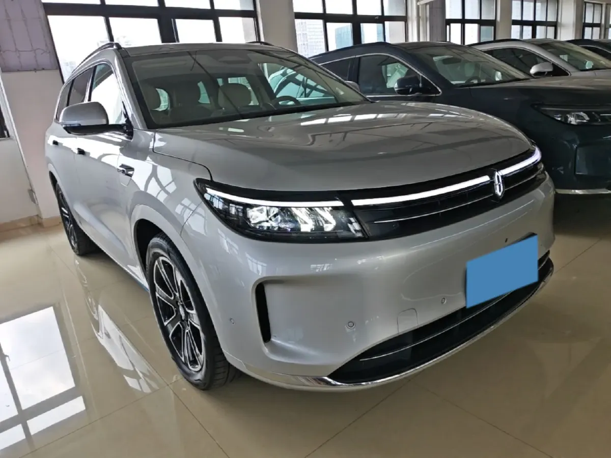 2024 AITO AITO M7 1.5T 152HP L4 REEV 38.5KWH,autocango,china used car exporter,china ev exporter,chinese used car exporter,chinese used ev exporter
