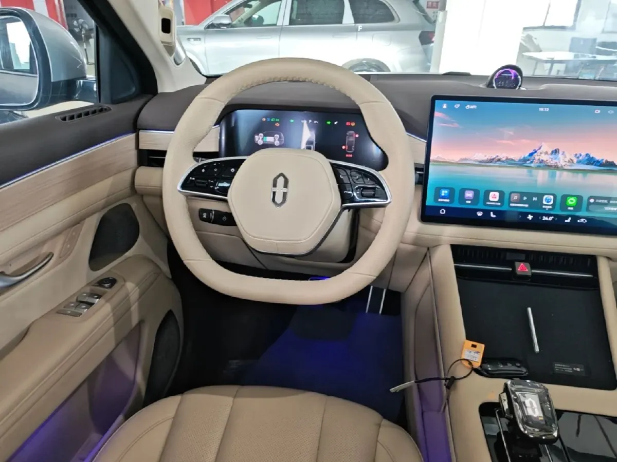 2024 AITO AITO M7 1.5T 152HP L4 REEV 38.5KWH,autocango,china used car exporter,china ev exporter,chinese used car exporter,chinese used ev exporter