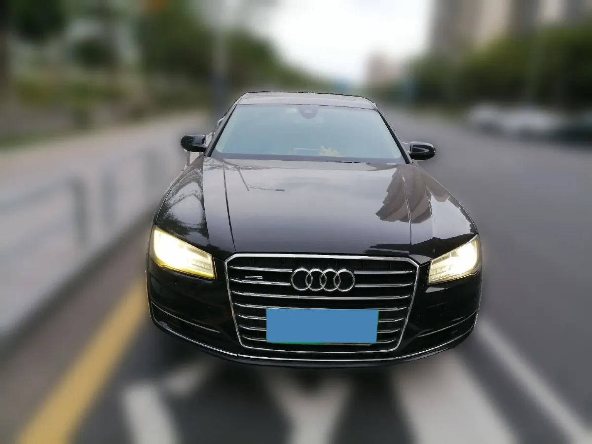 2014 Audi A8 3.0T 290HP V6 8AT,autocango,china used car exporter,china ev exporter,chinese used car exporter,chinese used ev exporter