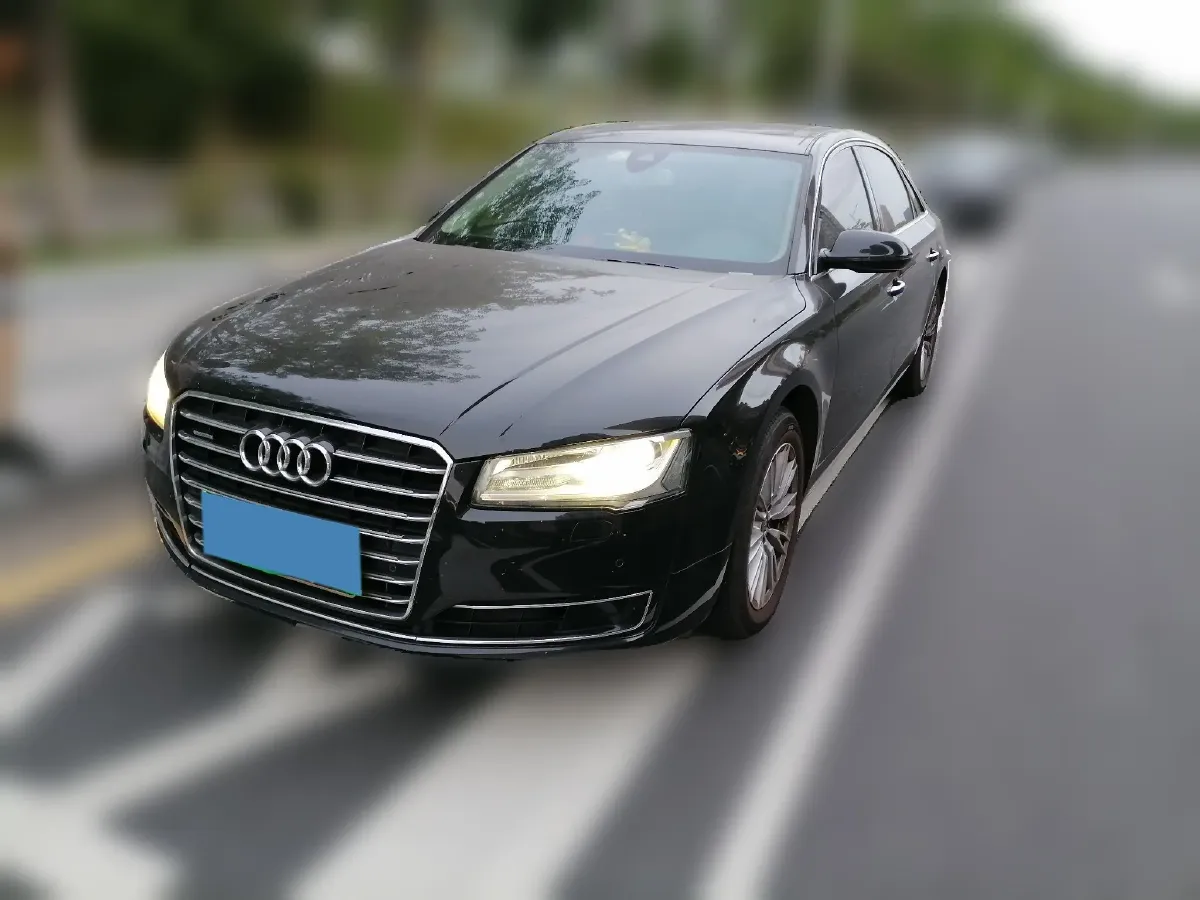 2014 Audi A8 3.0T 290HP V6 8AT,autocango,china used car exporter,china ev exporter,chinese used car exporter,chinese used ev exporter