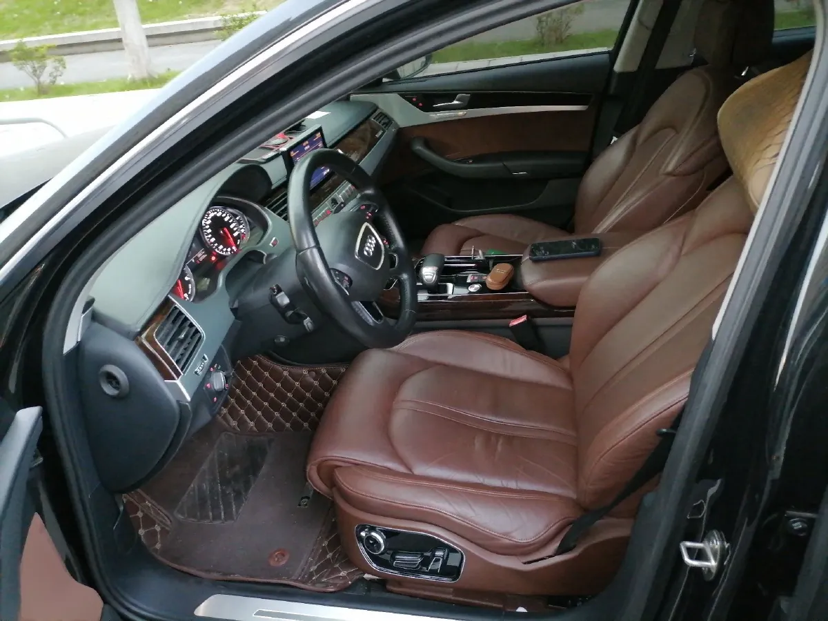 2014 Audi A8 3.0T 290HP V6 8AT,autocango,china used car exporter,china ev exporter,chinese used car exporter,chinese used ev exporter