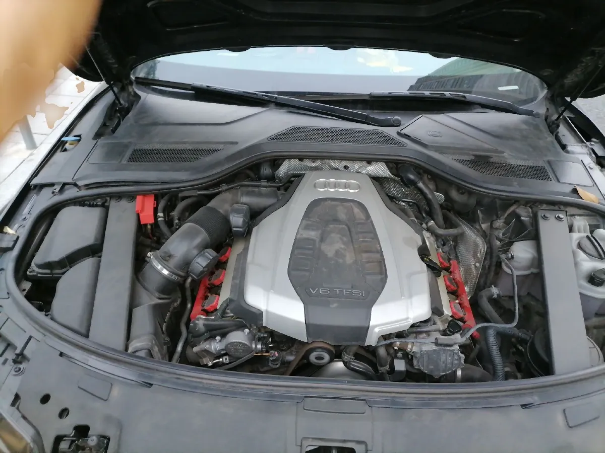 2014 Audi A8 3.0T 290HP V6 8AT,autocango,china used car exporter,china ev exporter,chinese used car exporter,chinese used ev exporter