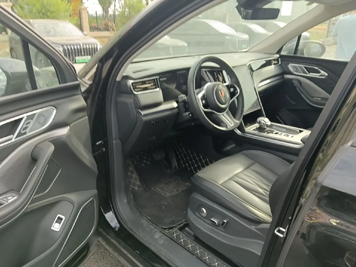 2024 HongQi HS7 2.0T 163HP L4 1DHT PHEV 20.1KWH,autocango,china used car exporter,china ev exporter,chinese used car exporter,chinese used ev exporter