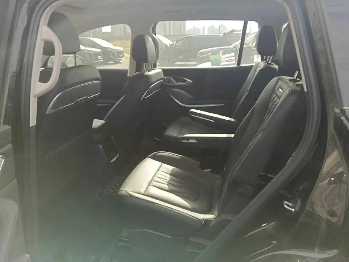 2024 HongQi HS7 2.0T 163HP L4 1DHT PHEV 20.1KWH,autocango,china used car exporter,china ev exporter,chinese used car exporter,chinese used ev exporter