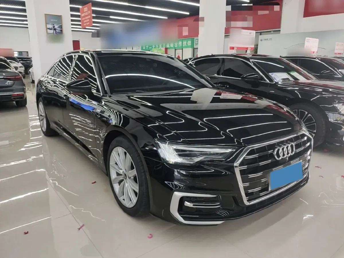 2023 Audi A6L 2.0T 245HP L4 7DCT,autocango,china used car exporter,china ev exporter,chinese used car exporter,chinese used ev exporter