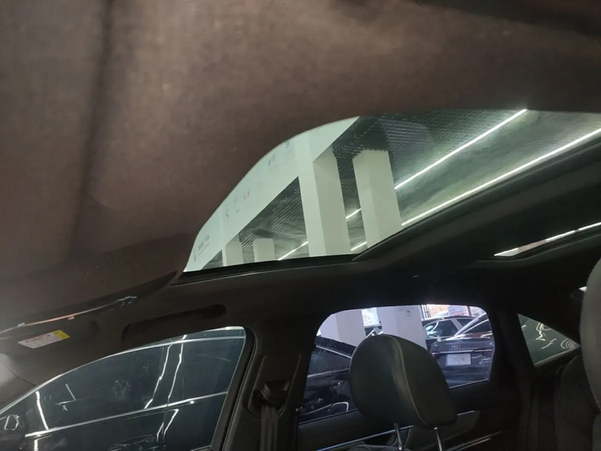 2023 Audi A6L 2.0T 245HP L4 7DCT,autocango,china used car exporter,china ev exporter,chinese used car exporter,chinese used ev exporter