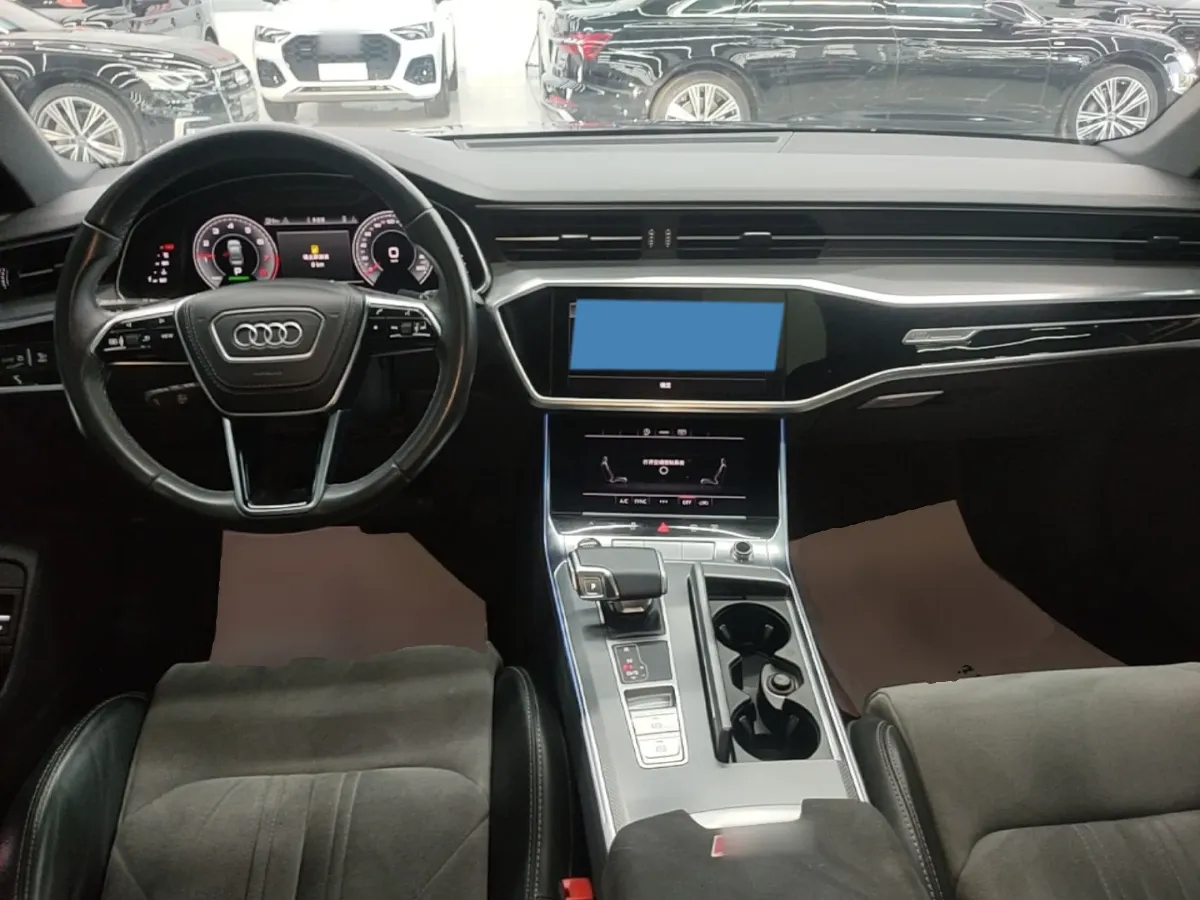 2023 Audi A6L 2.0T 245HP L4 7DCT,autocango,china used car exporter,china ev exporter,chinese used car exporter,chinese used ev exporter