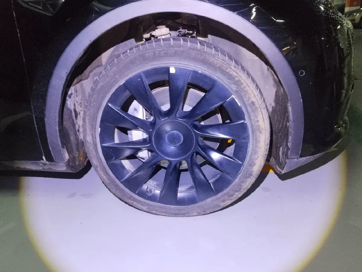 2022 Tesla Model Y BEV 60KWH,autocango,china used car exporter,china ev exporter,chinese used car exporter,chinese used ev exporter