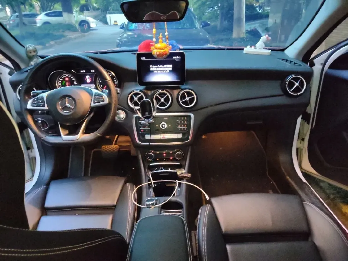 2019 Mercedes-Benz C Class 1.6T 156HP L4 9AT,autocango,china used car exporter,china ev exporter,chinese used car exporter,chinese used ev exporter