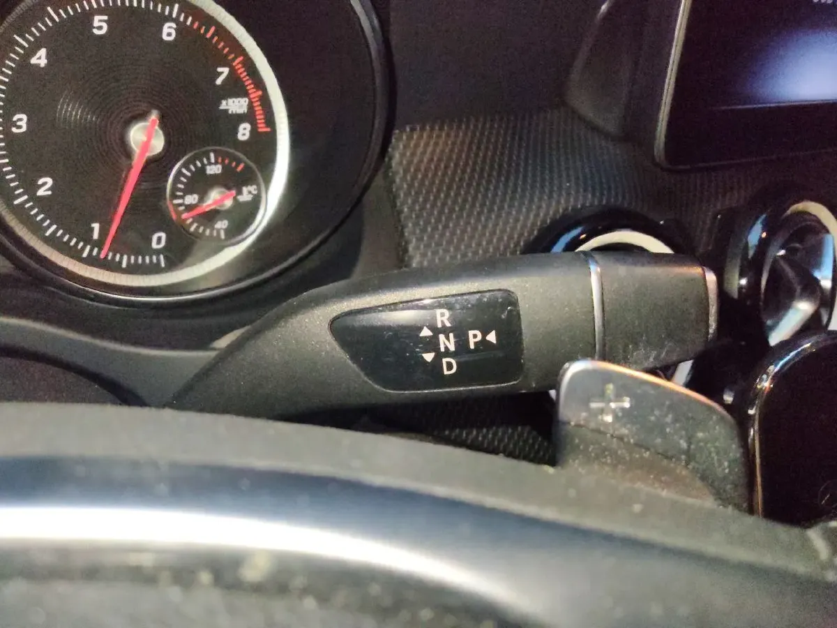 2019 Mercedes-Benz C Class 1.6T 156HP L4 9AT,autocango,china used car exporter,china ev exporter,chinese used car exporter,chinese used ev exporter