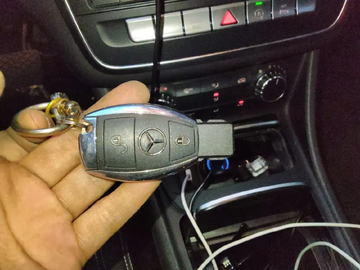 2019 Mercedes-Benz C Class 1.6T 156HP L4 9AT,autocango,china used car exporter,china ev exporter,chinese used car exporter,chinese used ev exporter