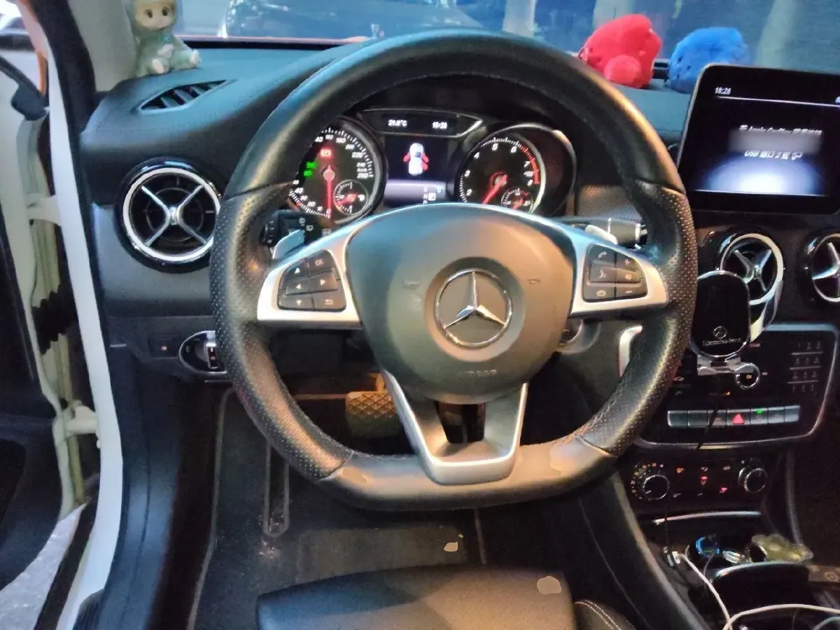 2019 Mercedes-Benz C Class 1.6T 156HP L4 9AT,autocango,china used car exporter,china ev exporter,chinese used car exporter,chinese used ev exporter