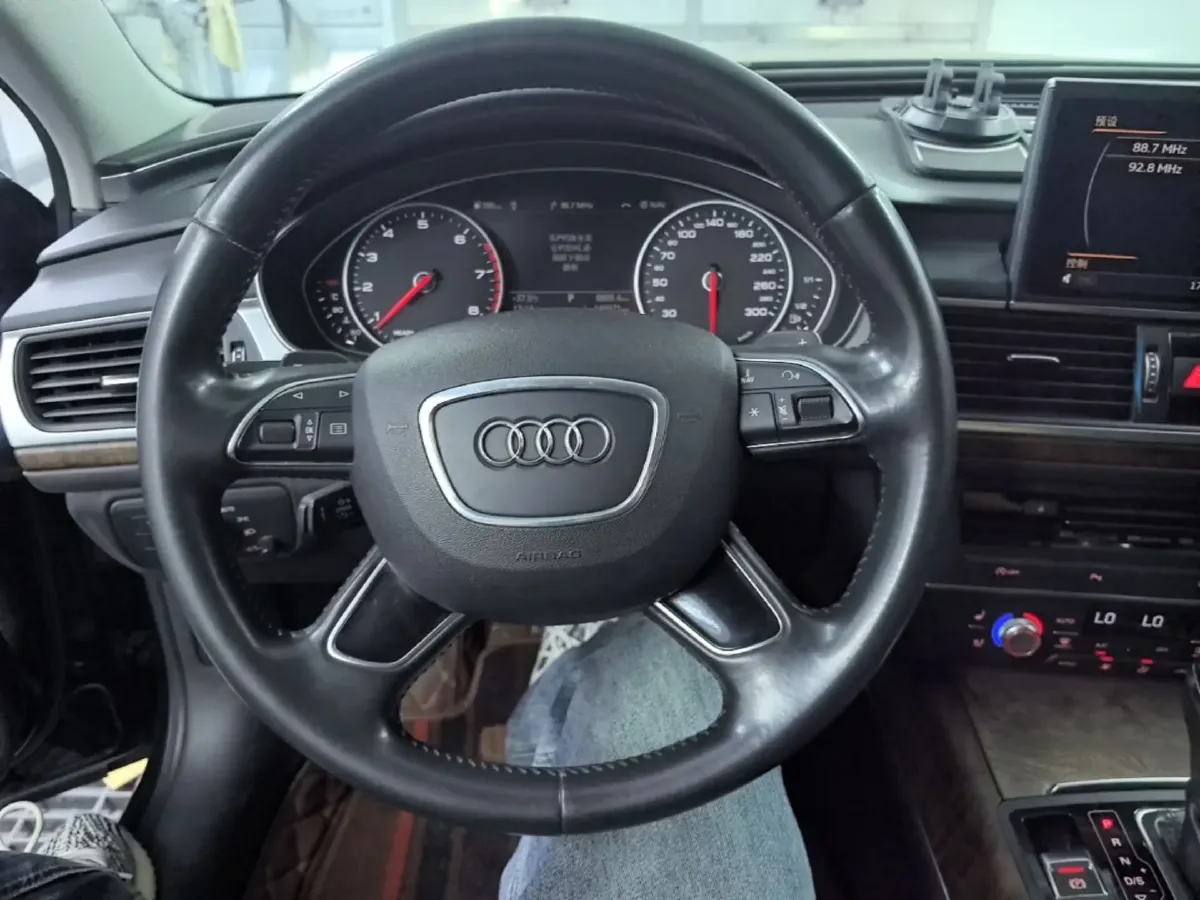 2018 Audi A6L 3.0T 272HP V6 7DCT,autocango,china used car exporter,china ev exporter,chinese used car exporter,chinese used ev exporter