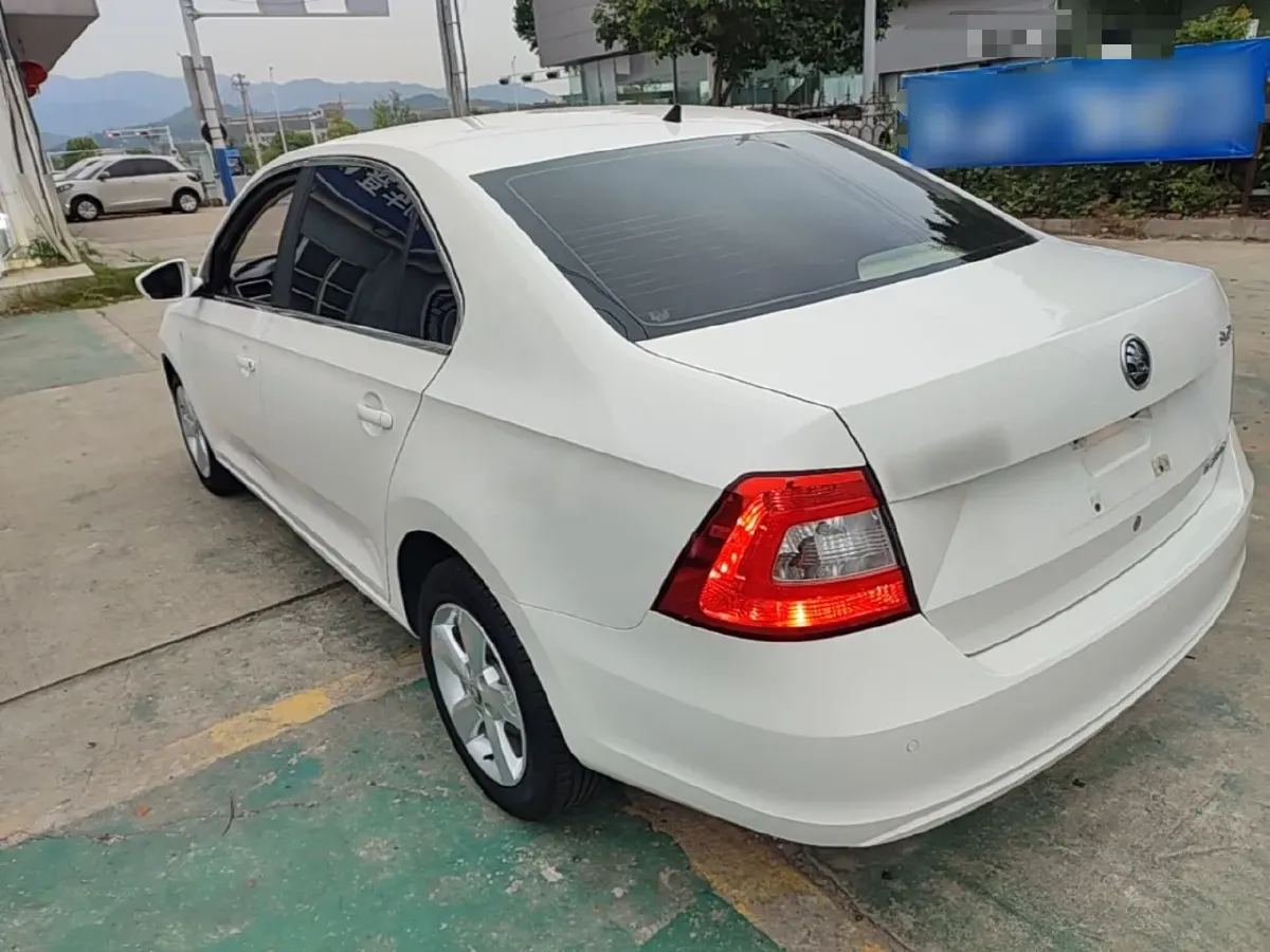 2013 Ford Focus 1.8L 124HP L4 4AT,autocango,china used car exporter,china ev exporter,chinese used car exporter,chinese used ev exporter