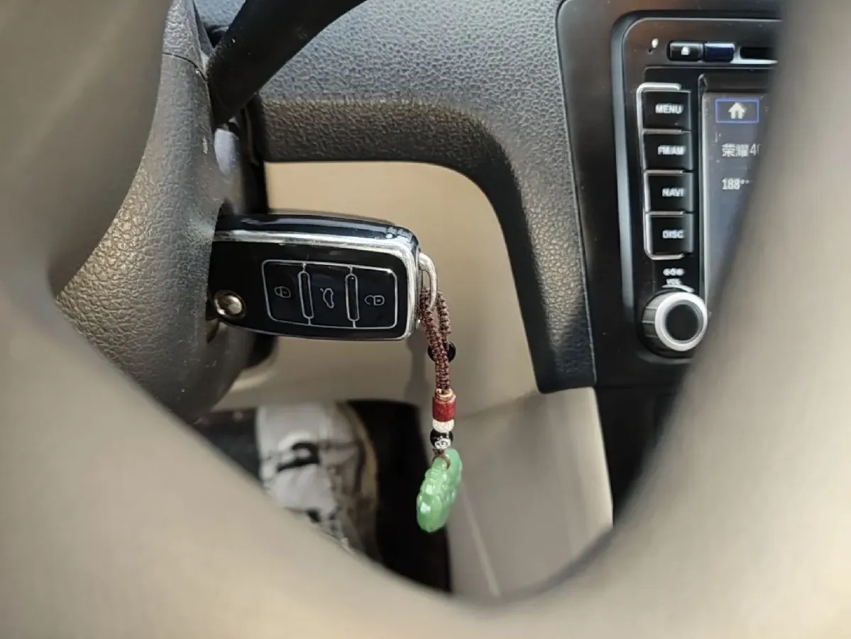 2013 Ford Focus 1.8L 124HP L4 4AT,autocango,china used car exporter,china ev exporter,chinese used car exporter,chinese used ev exporter