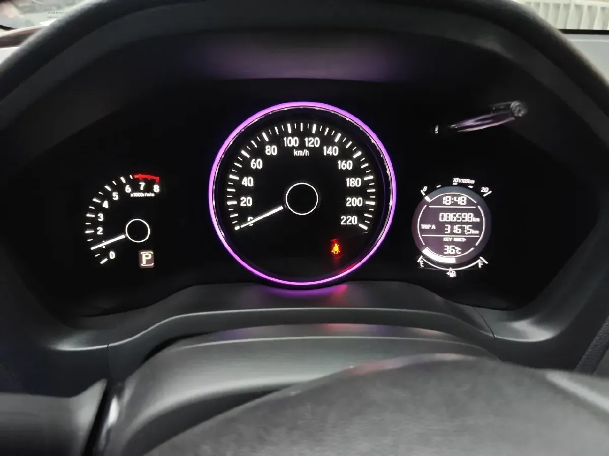 2016 Honda Vezel 1.8L 136HP L4 CVT,autocango,china used car exporter,china ev exporter,chinese used car exporter,chinese used ev exporter