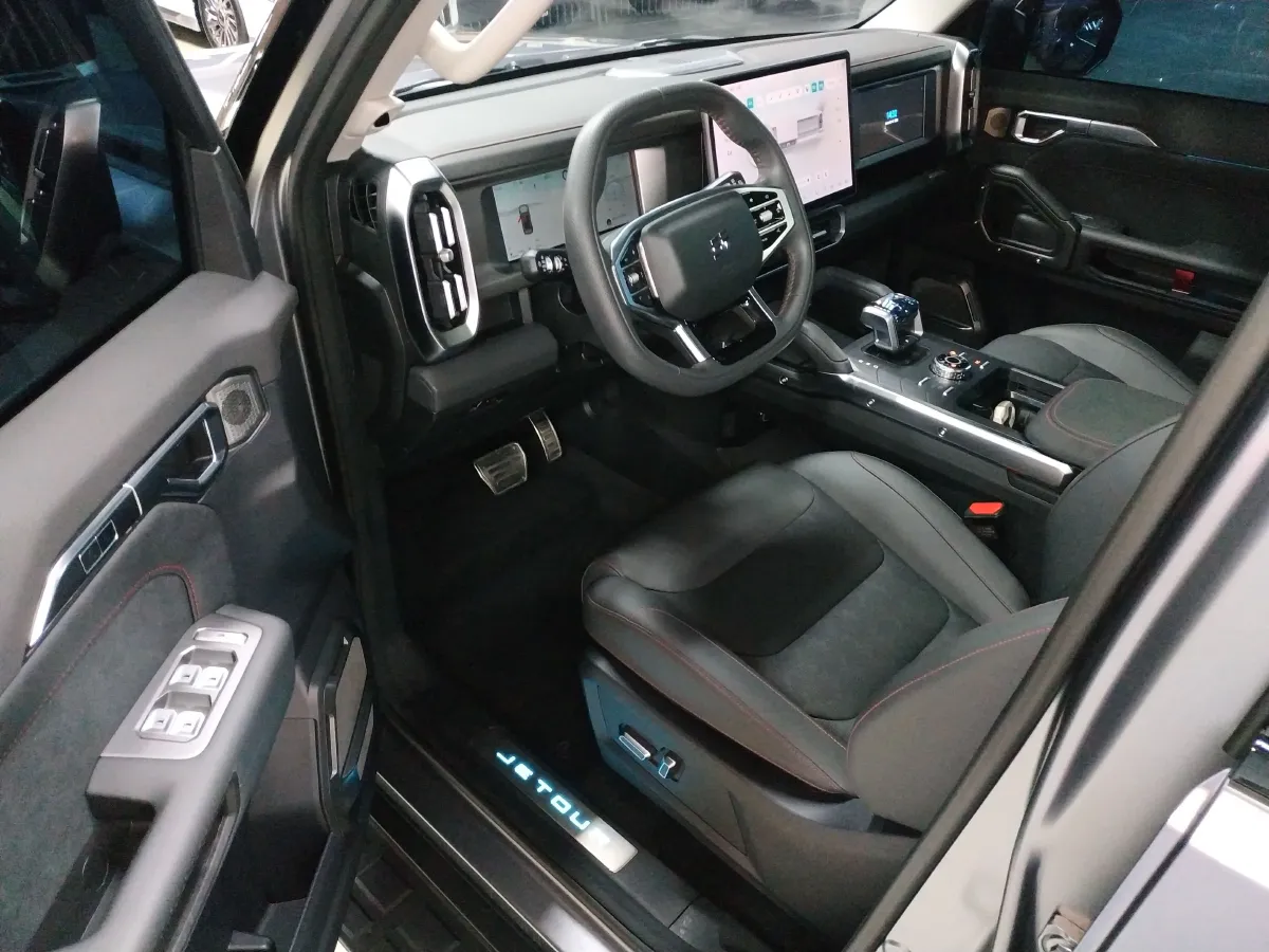 2024 Jetour ShanHai TravellerC-DM 1.5T 156HP L4 3DHT PHEV 26.7KWH,autocango,china used car exporter,china ev exporter,chinese used car exporter,chinese used ev exporter