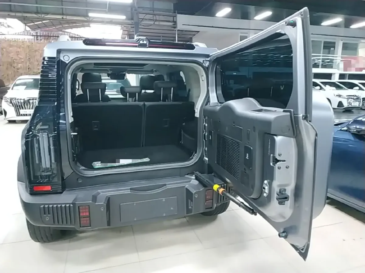2024 Jetour ShanHai TravellerC-DM 1.5T 156HP L4 3DHT PHEV 26.7KWH,autocango,china used car exporter,china ev exporter,chinese used car exporter,chinese used ev exporter