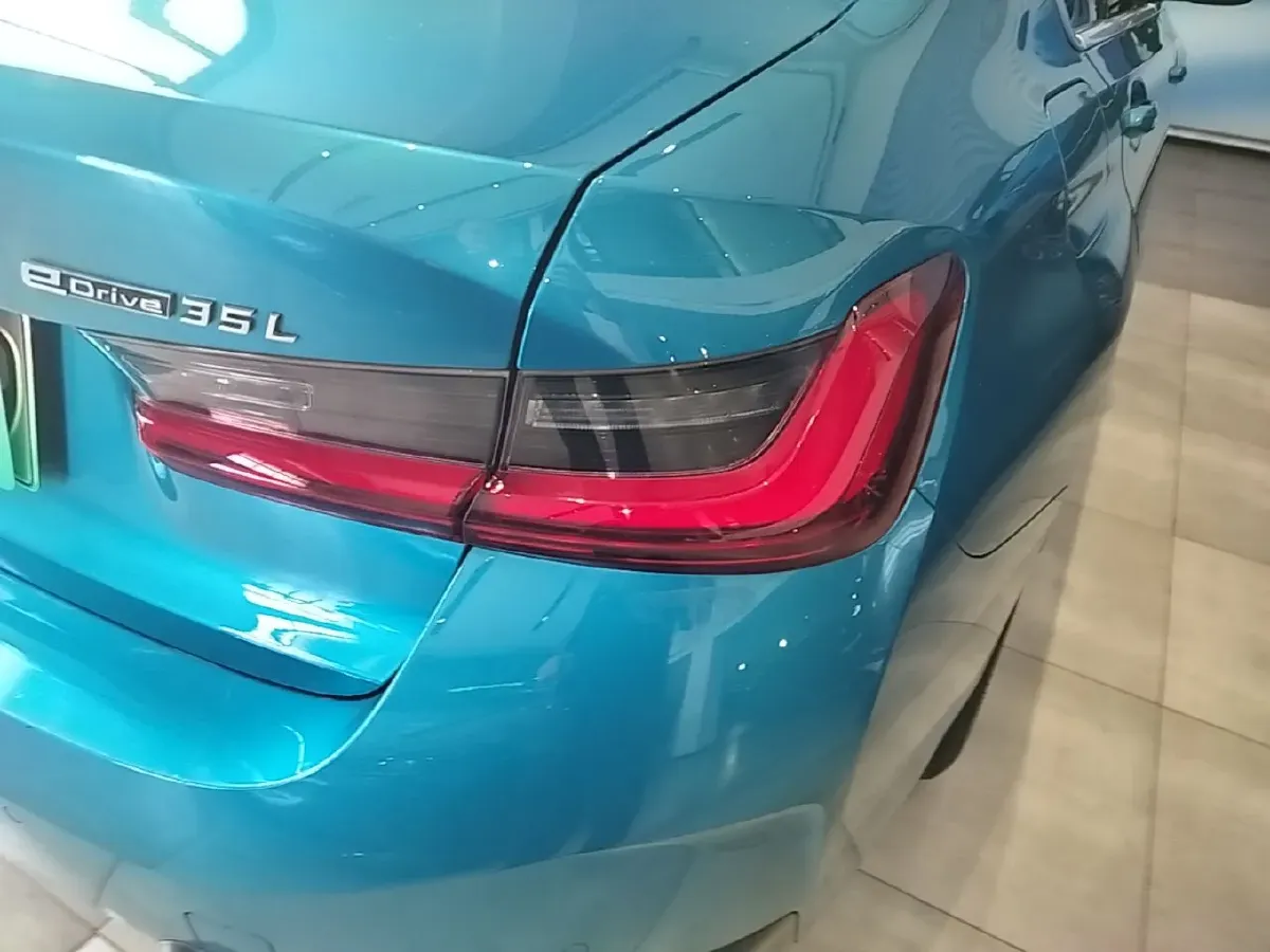 2022 BMW i3 BEV 70KWH,autocango,china used car exporter,china ev exporter,chinese used car exporter,chinese used ev exporter