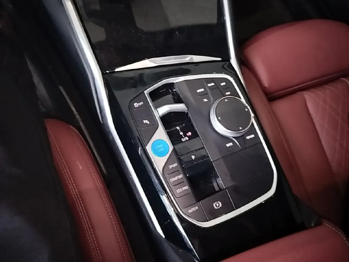 2022 BMW i3 BEV 70KWH,autocango,china used car exporter,china ev exporter,chinese used car exporter,chinese used ev exporter