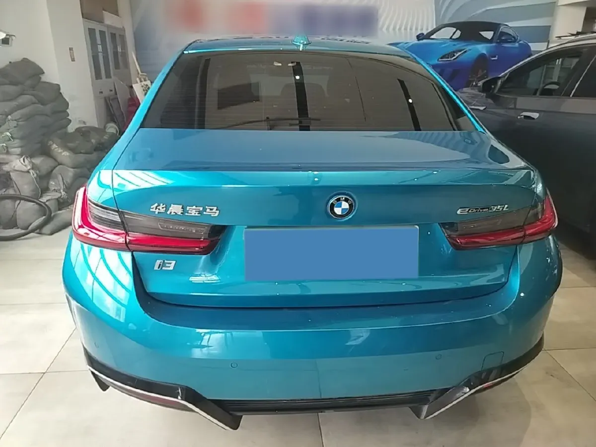 2022 BMW i3 BEV 70KWH,autocango,china used car exporter,china ev exporter,chinese used car exporter,chinese used ev exporter