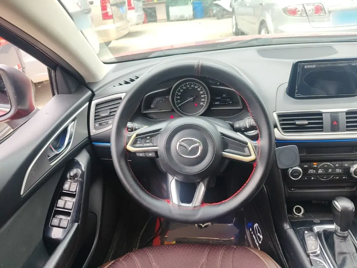 2017 Mazda 3 Axela 1.5L 117HP L4 6AT,autocango,china used car exporter,china ev exporter,chinese used car exporter,chinese used ev exporter