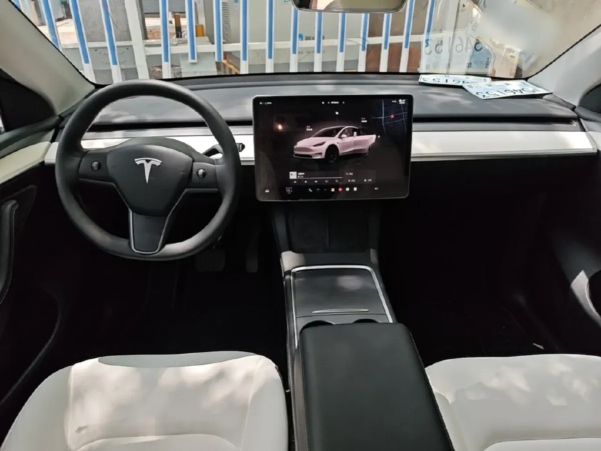2022 Tesla Model Y BEV 60KWH,autocango,china used car exporter,china ev exporter,chinese used car exporter,chinese used ev exporter