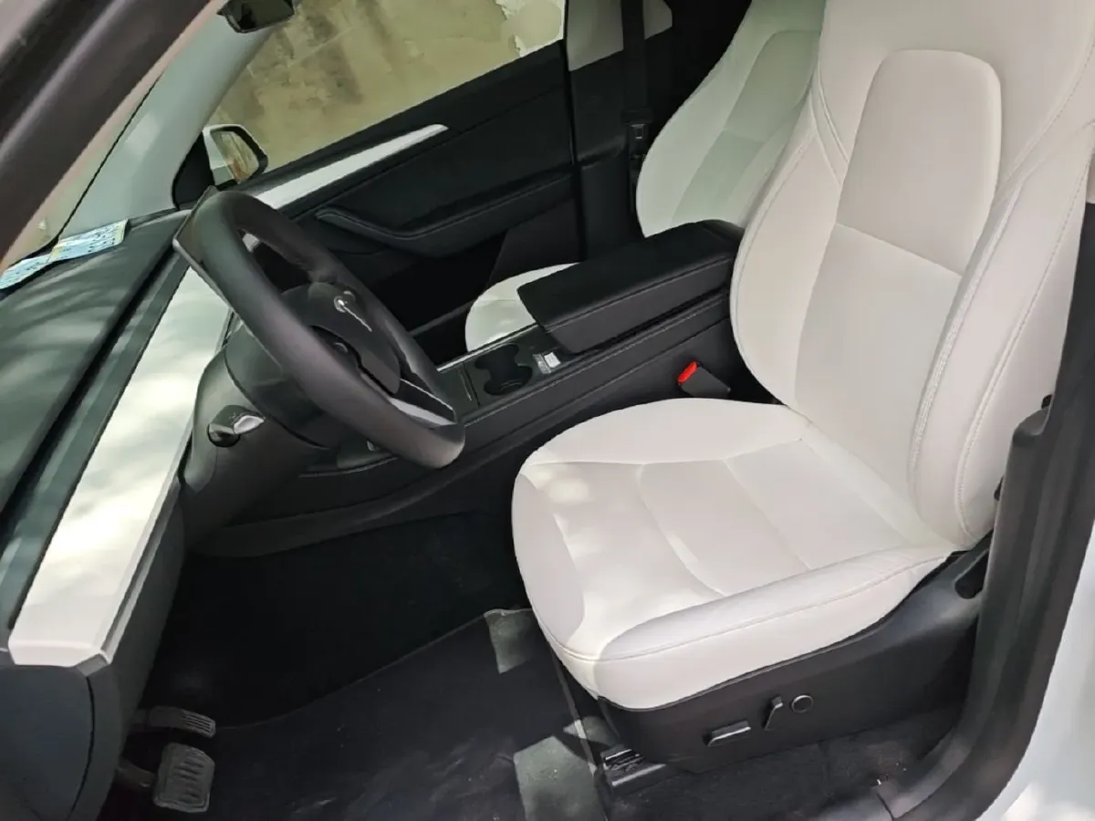 2022 Tesla Model Y BEV 60KWH,autocango,china used car exporter,china ev exporter,chinese used car exporter,chinese used ev exporter