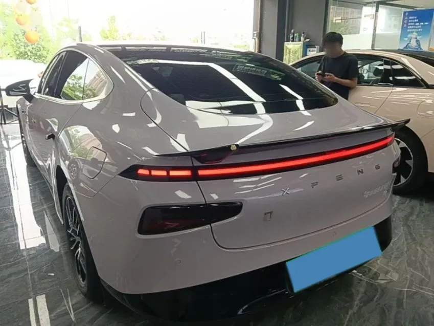 2024 Xpeng P7 BEV 64.4KWH,autocango,china used car exporter,china ev exporter,chinese used car exporter,chinese used ev exporter