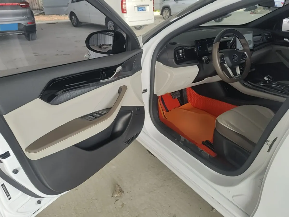 2024 BYD Qin Plus 1.5L 110HP L4 E-CVT PHEV 8.32KWH,autocango,china used car exporter,china ev exporter,chinese used car exporter,chinese used ev exporter