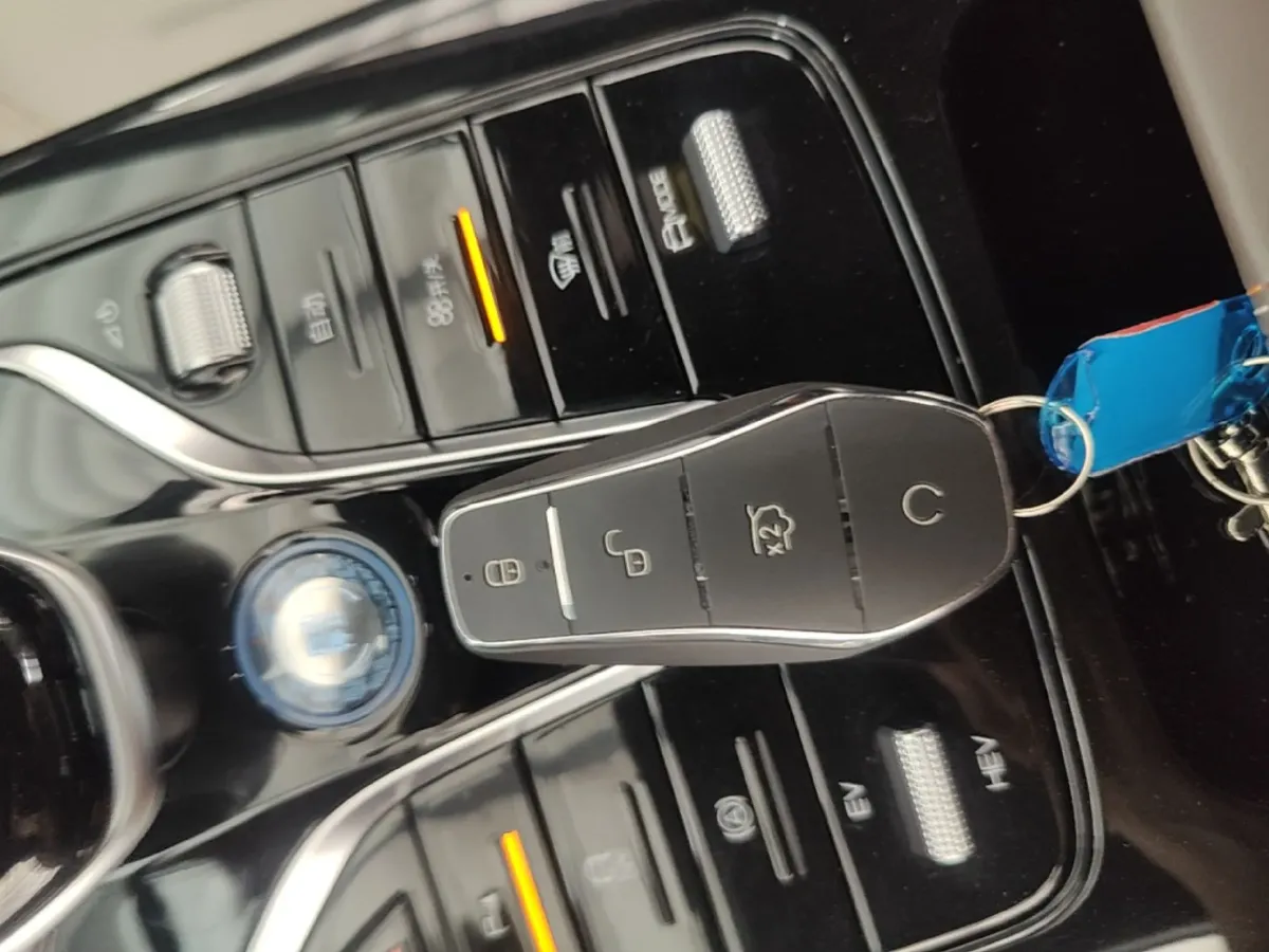 2024 BYD Qin Plus 1.5L 110HP L4 E-CVT PHEV 8.32KWH,autocango,china used car exporter,china ev exporter,chinese used car exporter,chinese used ev exporter
