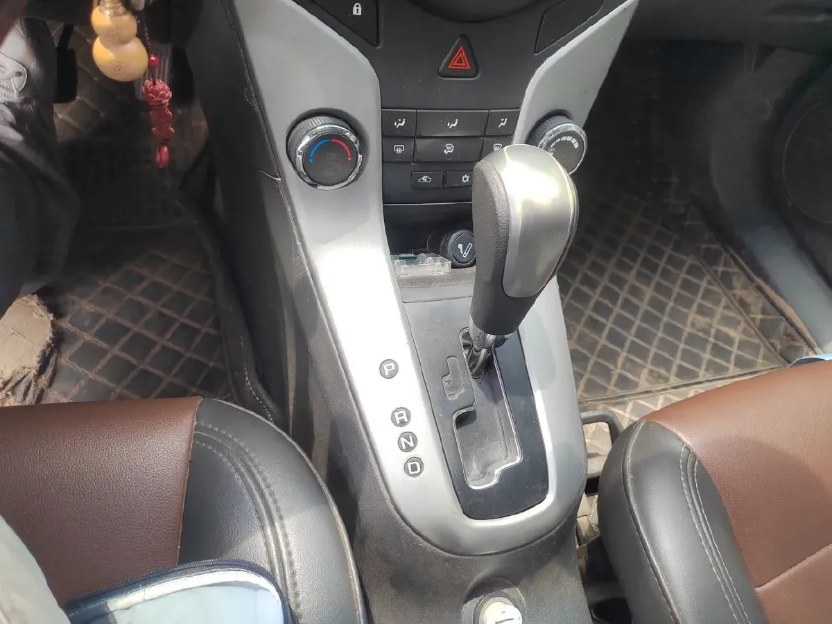 2013 Chevrolet Cruze 1.8L 147HP L4 6AT,autocango,china used car exporter,china ev exporter,chinese used car exporter,chinese used ev exporter