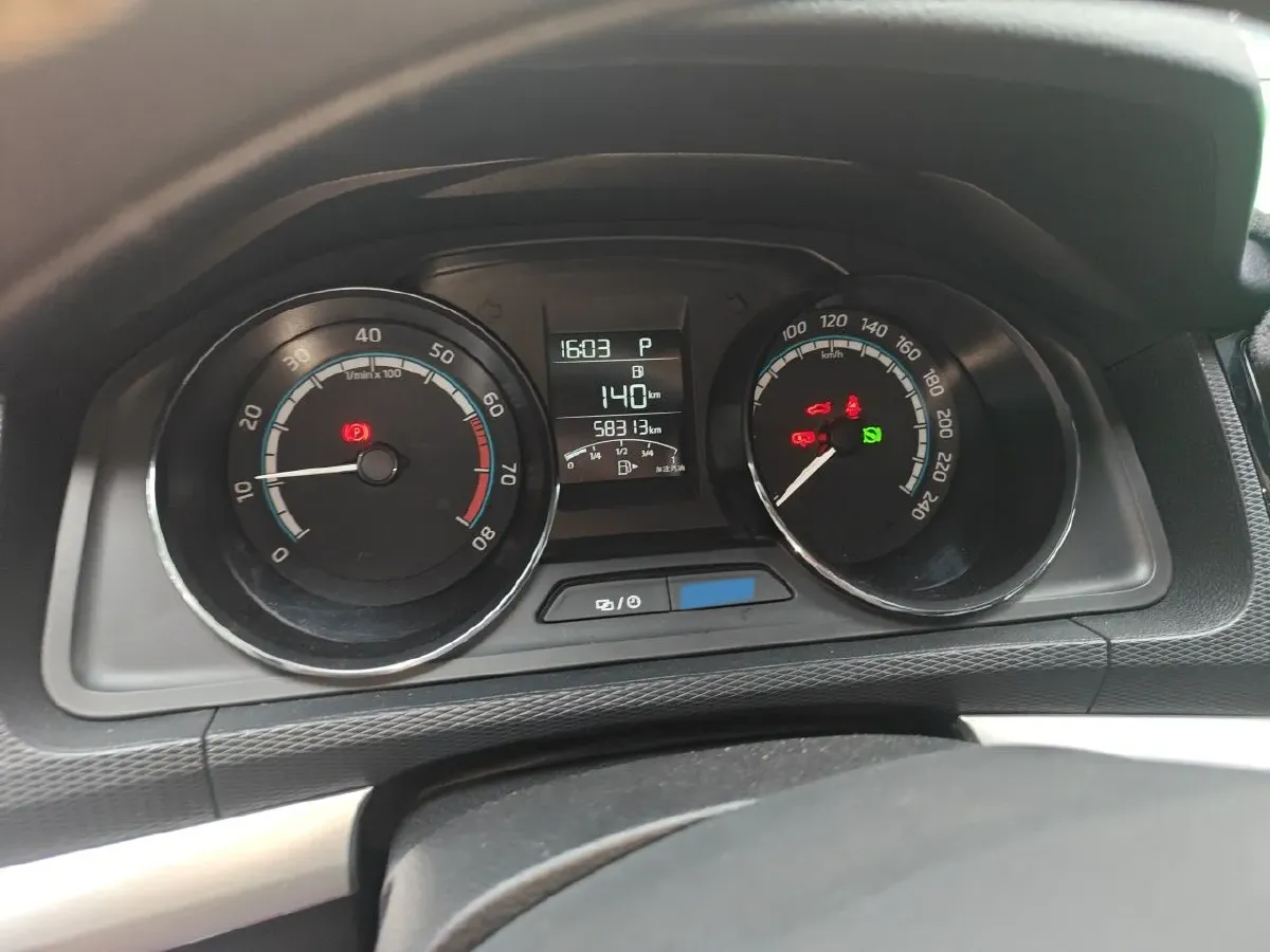 2020 Skoda Kamiq 1.5L 112HP L4 6AT,autocango,china used car exporter,china ev exporter,chinese used car exporter,chinese used ev exporter