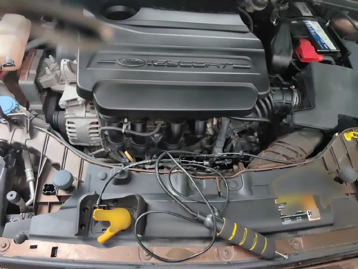2015 Ford Escort 1.5L 113HP L4 6AT,autocango,china used car exporter,china ev exporter,chinese used car exporter,chinese used ev exporter