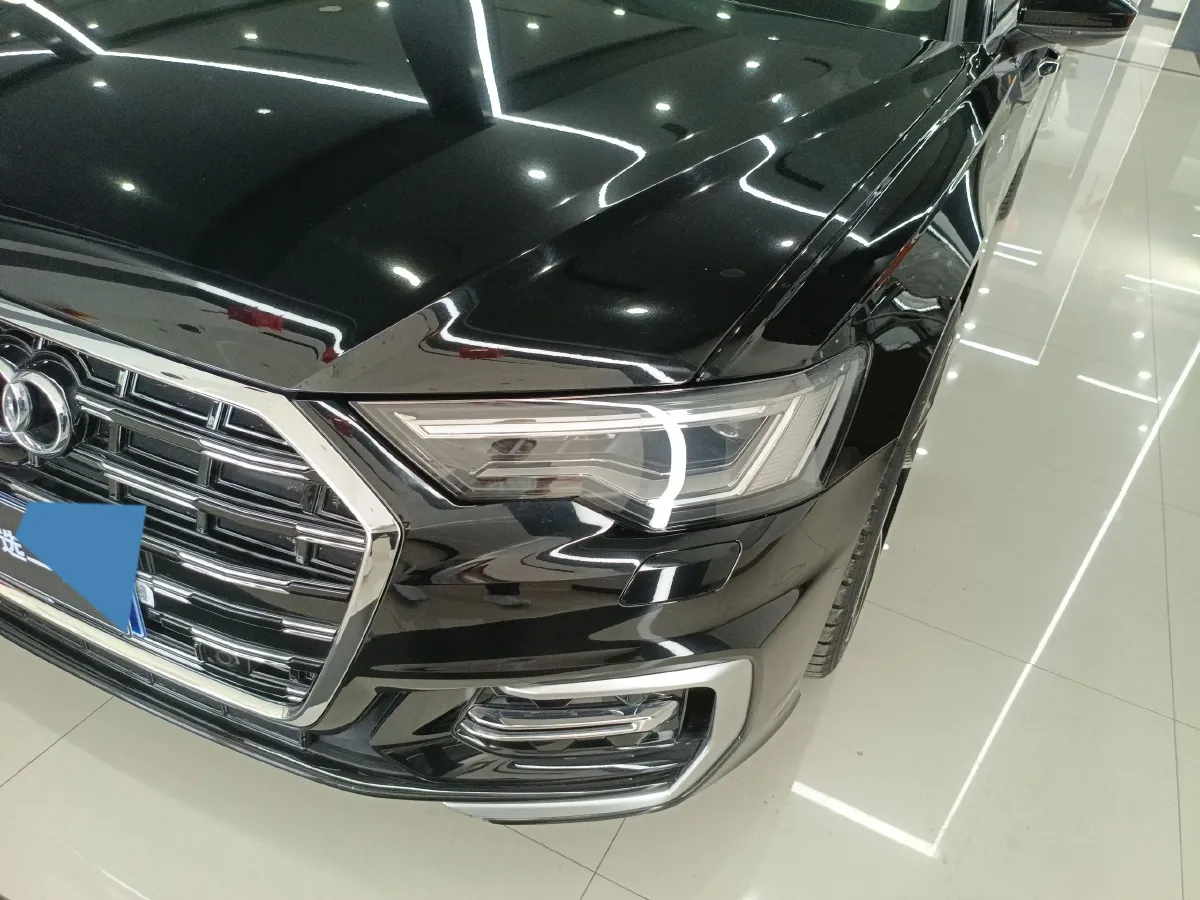 2024 Audi A6L 2.0T 245HP L4 7DCT,autocango,china used car exporter,china ev exporter,chinese used car exporter,chinese used ev exporter