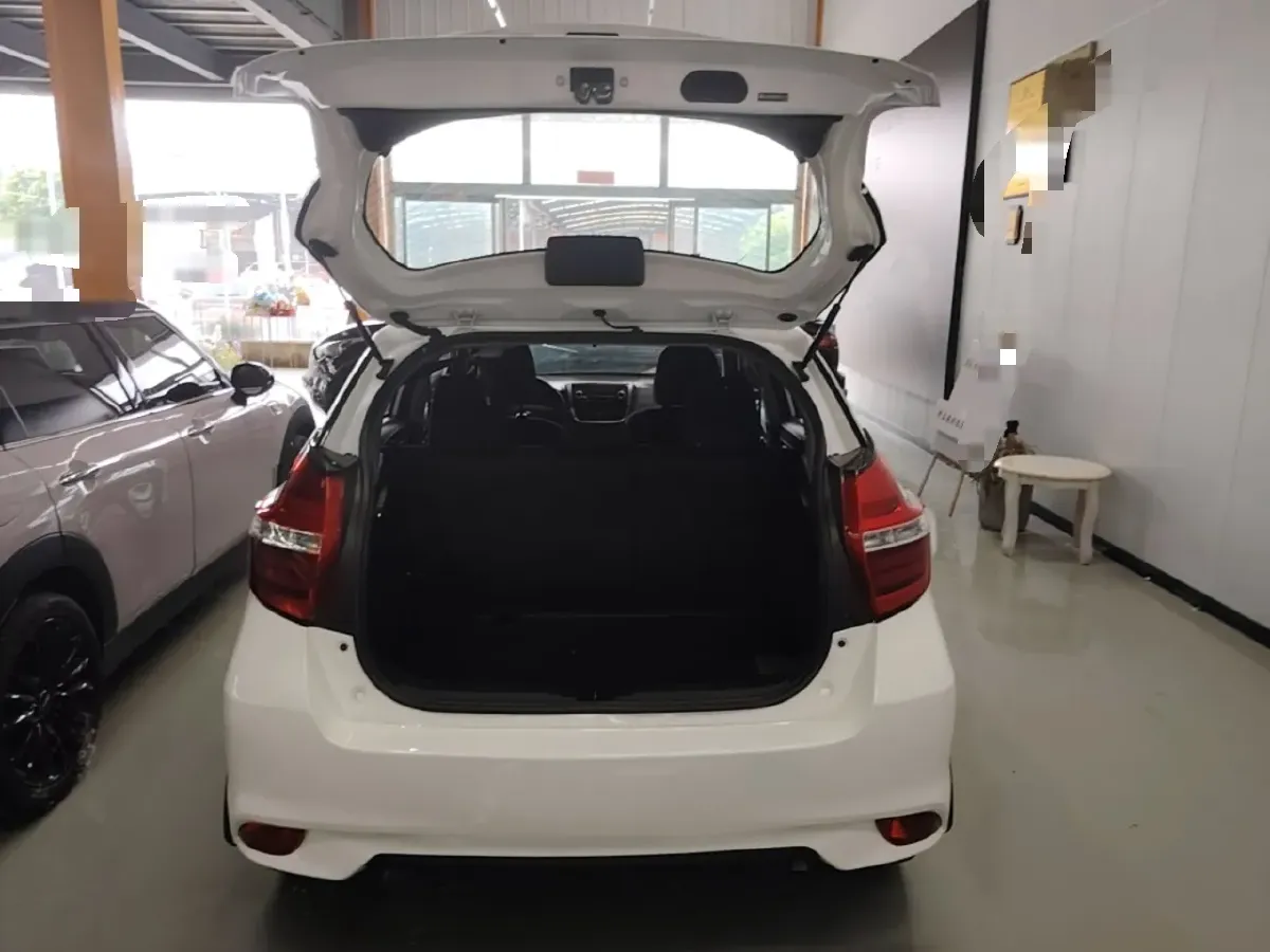 2016 Toyota Yaris L 1.5L 107HP L4 CVT,autocango,china used car exporter,china ev exporter,chinese used car exporter,chinese used ev exporter