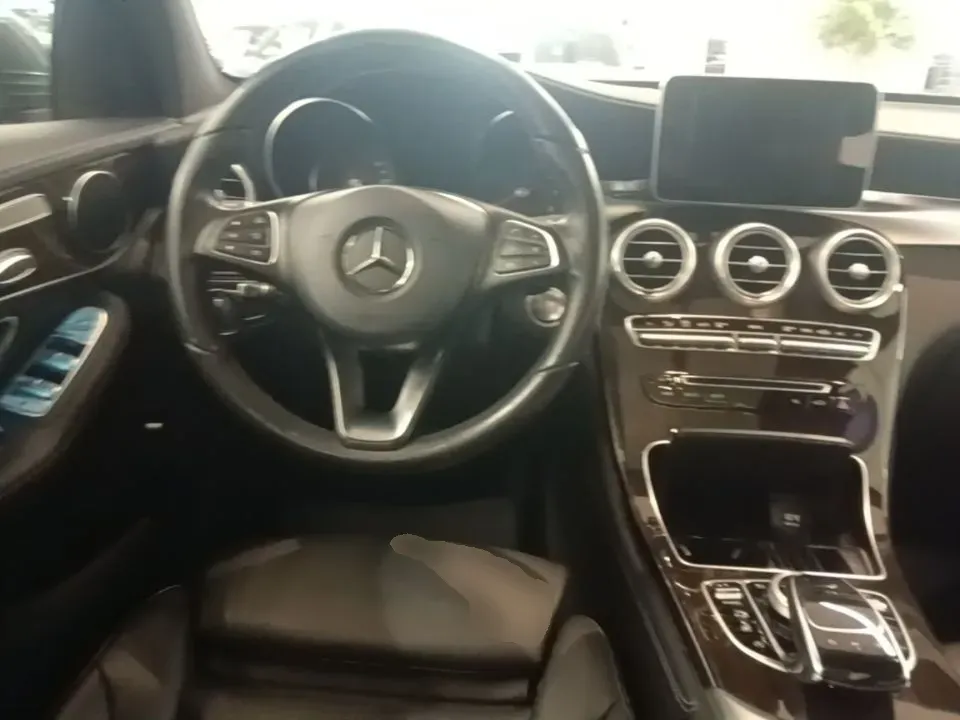 2019 Mercedes-Benz GLC Class 2.0T 211HP L4 9AT,autocango,china used car exporter,china ev exporter,chinese used car exporter,chinese used ev exporter