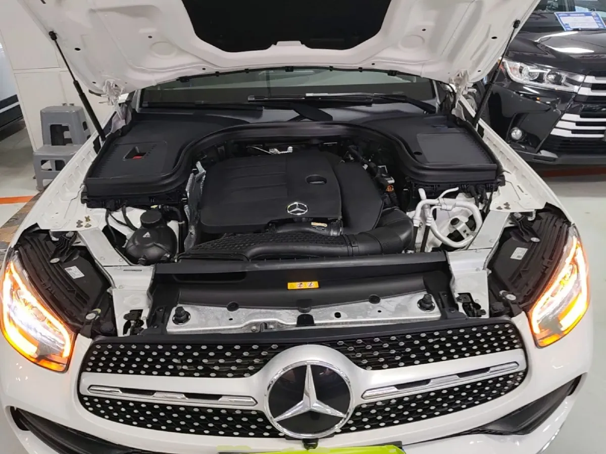 2020 Mercedes-Benz GLC Class 2.0T 197HP L4 9AT,autocango,china used car exporter,china ev exporter,chinese used car exporter,chinese used ev exporter