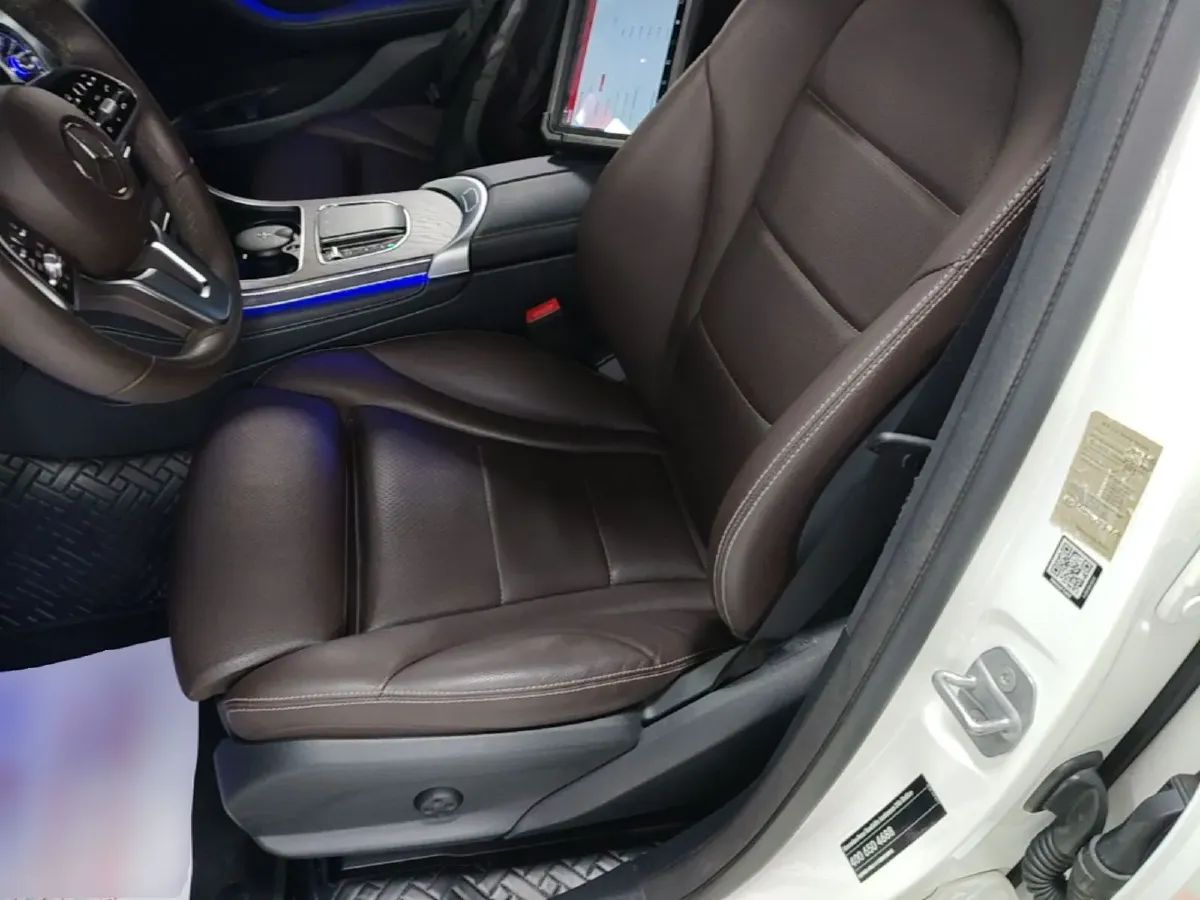 2020 Mercedes-Benz GLC Class 2.0T 197HP L4 9AT,autocango,china used car exporter,china ev exporter,chinese used car exporter,chinese used ev exporter