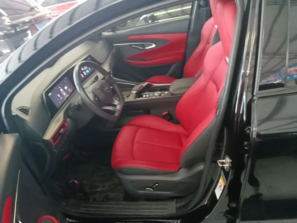 2020 Chery Tiggo 8 1.6T 197HP L4 7DCT,autocango,china used car exporter,china ev exporter,chinese used car exporter,chinese used ev exporter