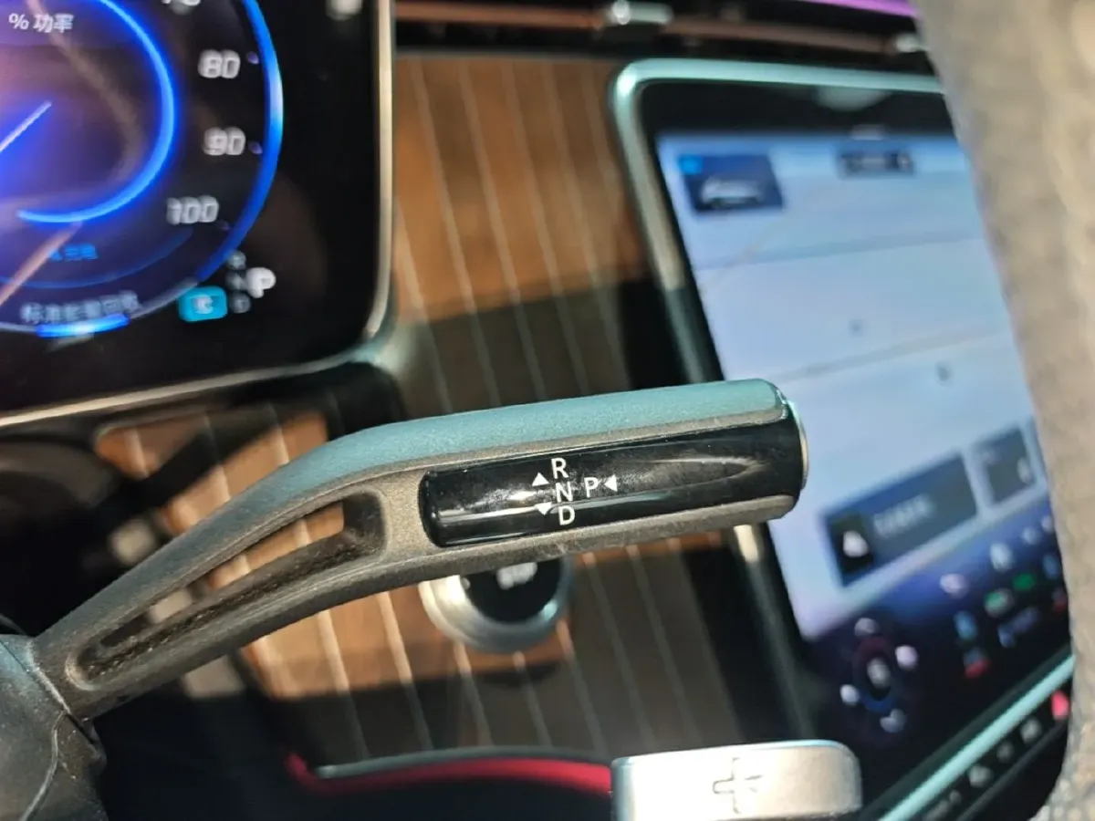 2023 Mercedes-Benz EQE SUV BEV 96.1KWH,autocango,china used car exporter,china ev exporter,chinese used car exporter,chinese used ev exporter