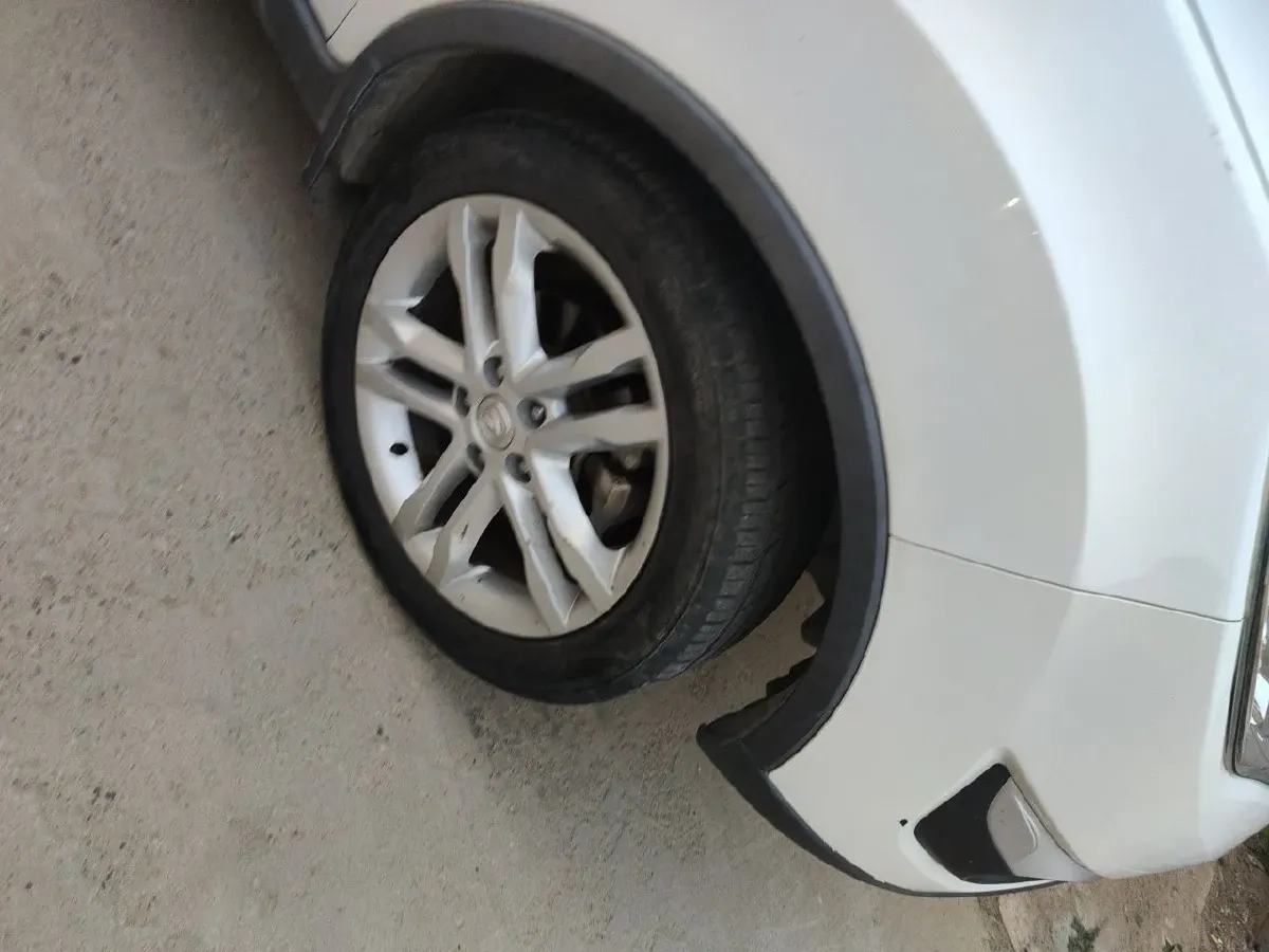 2016 ChangAn CS35 1.6L 125HP L4 5MT,autocango,china used car exporter,china ev exporter,chinese used car exporter,chinese used ev exporter
