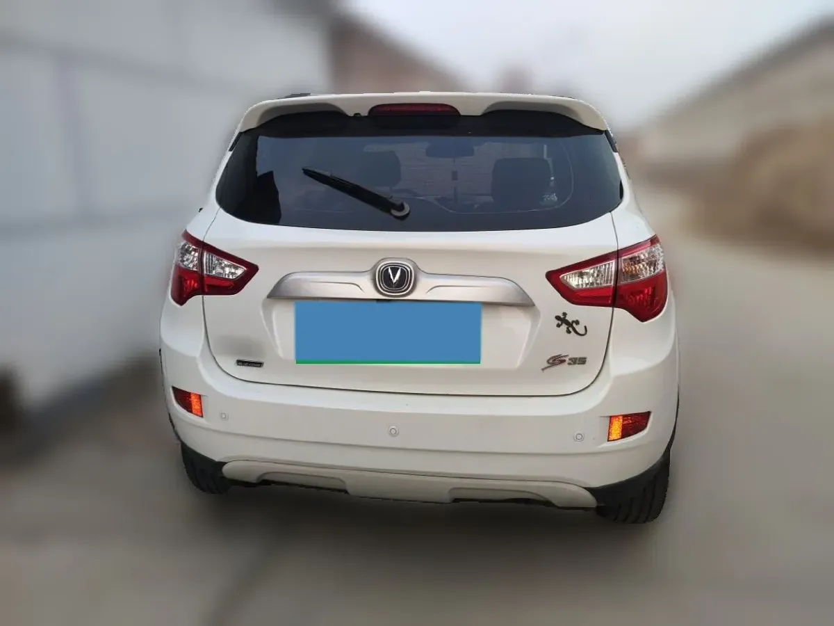 2016 ChangAn CS35 1.6L 125HP L4 5MT,autocango,china used car exporter,china ev exporter,chinese used car exporter,chinese used ev exporter