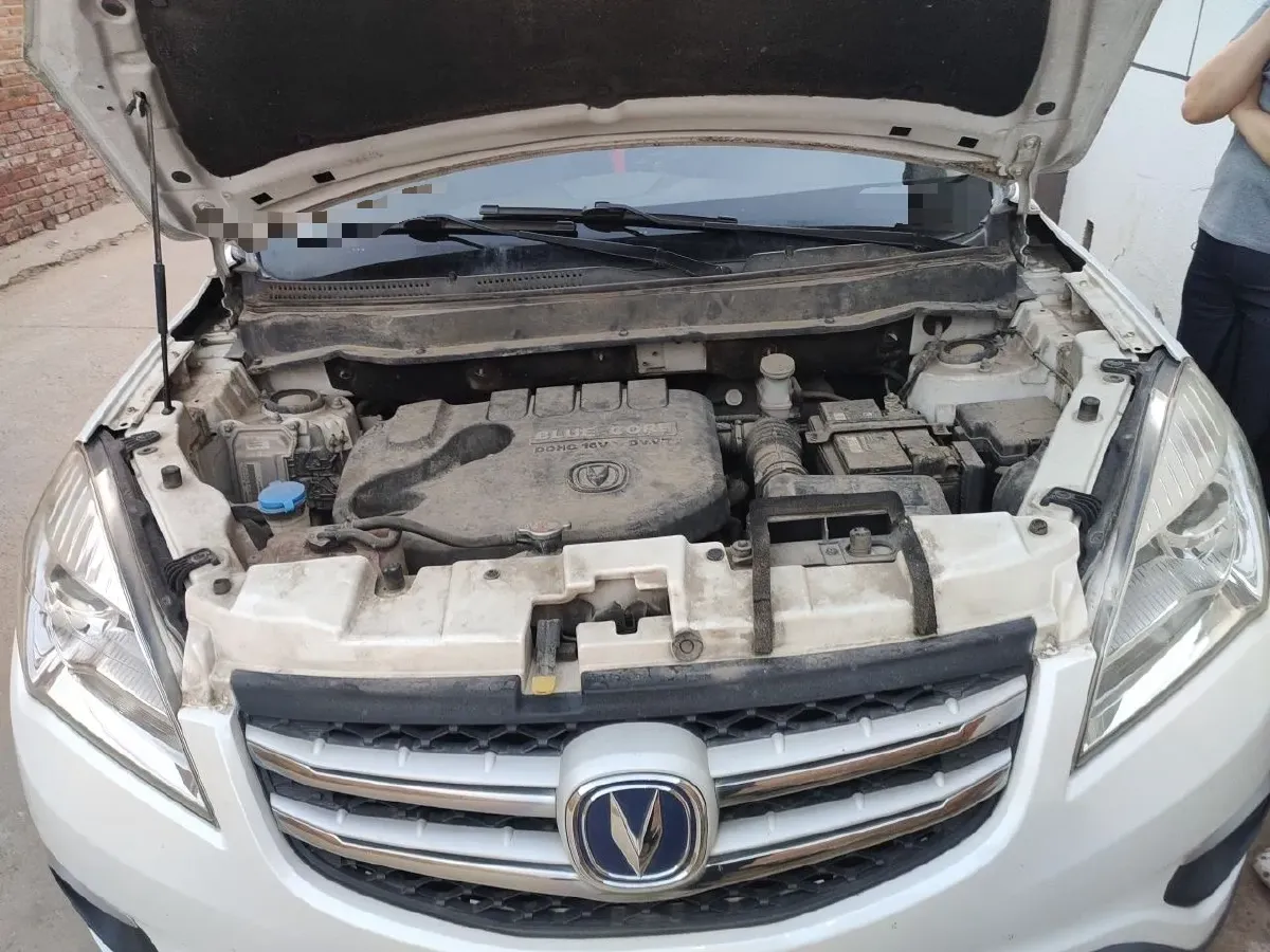 2016 ChangAn CS35 1.6L 125HP L4 5MT,autocango,china used car exporter,china ev exporter,chinese used car exporter,chinese used ev exporter