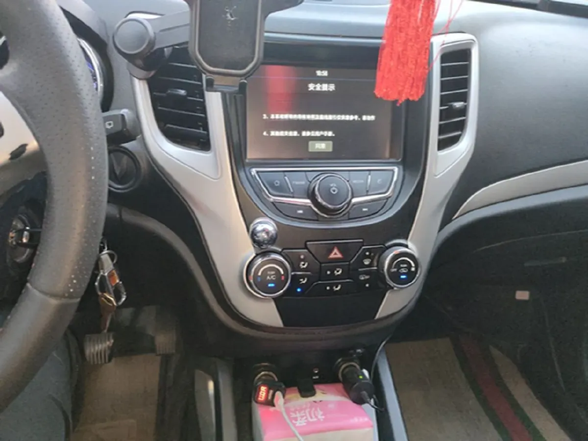 2016 ChangAn CS35 1.6L 125HP L4 5MT,autocango,china used car exporter,china ev exporter,chinese used car exporter,chinese used ev exporter