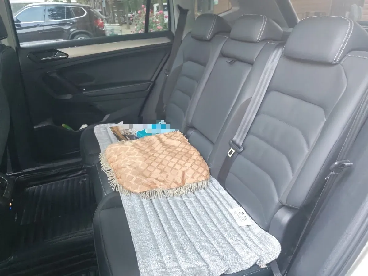 2019 Mercedes-Benz C Class 1.6T 156HP L4 9AT,autocango,china used car exporter,china ev exporter,chinese used car exporter,chinese used ev exporter